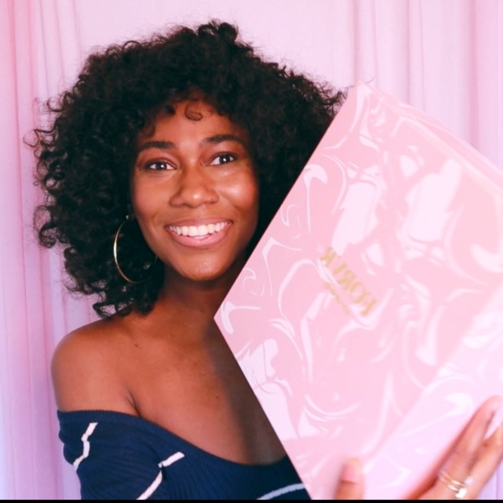 Jackie Aina Forvr Mood Core Gift Set (not used)